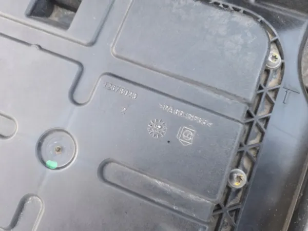 Depósito AdBlue OEM 9807475780 para Citroen C4 DS4 Peugeot 3008 image 9