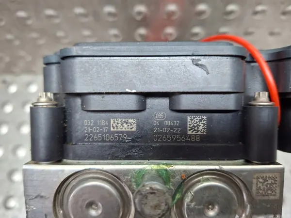 ABS-pumpstyrenhet OEM S25081968 för Fiat 500 Mild Hybrid image 3