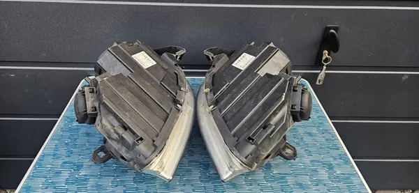 Mercedes W245 B-Klasse Koplampenset A1698207861 image 2