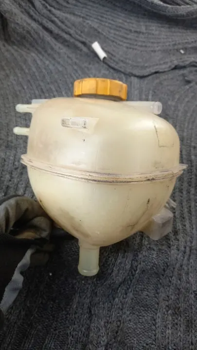 Kühlmittelbehälter Opel OE für Signum 1.9TD image 2