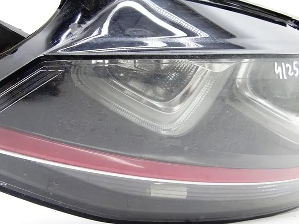 Farol dianteiro esquerdo VW Golf VII 7 GTI image 4
