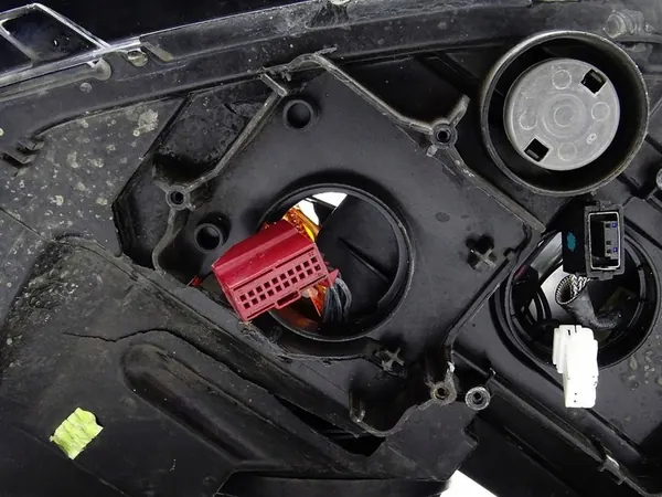 Farol dianteiro esquerdo VW Golf VII 7 GTI image 7