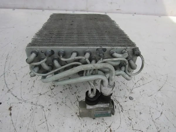 MERCEDES C W202 W208 LÄMMITYSYDIN A2028300184 image 5