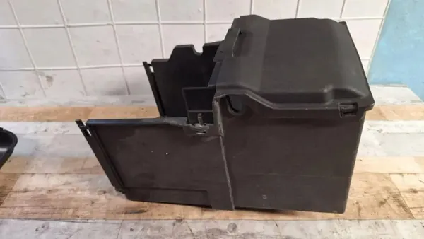 Ford OE Batterieträger Basis OEM AM51-10723-AB image 5