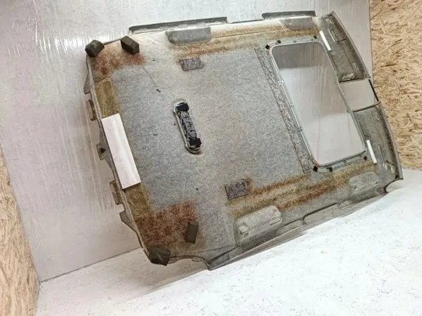 Clip de Teto Audi OE Usado OEM 4F5867505R image 5