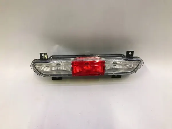 FIAT 500E ELÉTRICO 21- Luz Traseira Antiniebla image 2