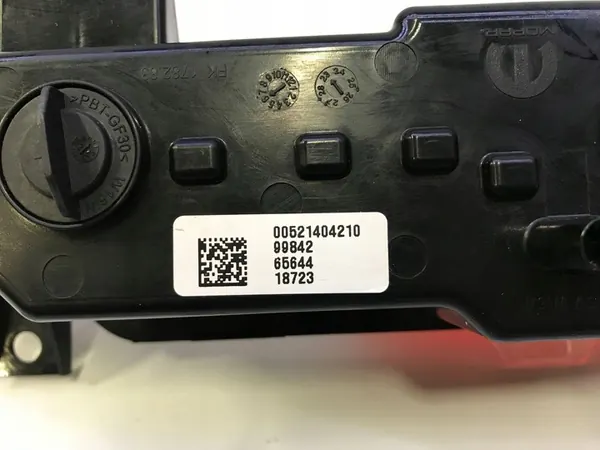 FIAT 500E ELÉTRICO 21- Luz Traseira Antiniebla image 5