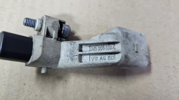 Kampiakselin Asentoanturi AUDI A3 8P 1.9 TDI 045906433A image 2