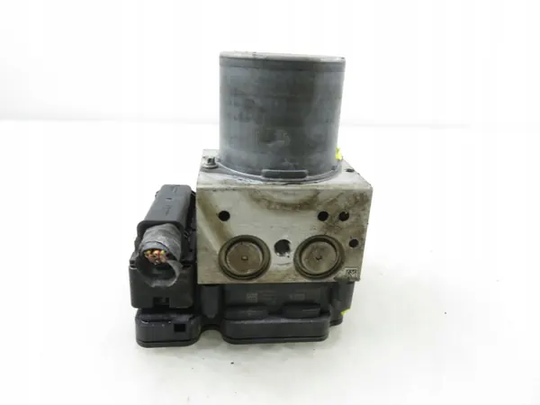 Pompe ABS d'occasion OEM 6797675 pour BMW F11 image 3