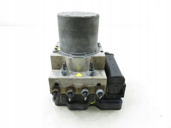 Pompe ABS d'occasion OEM 6797675 pour BMW F11 image 5
