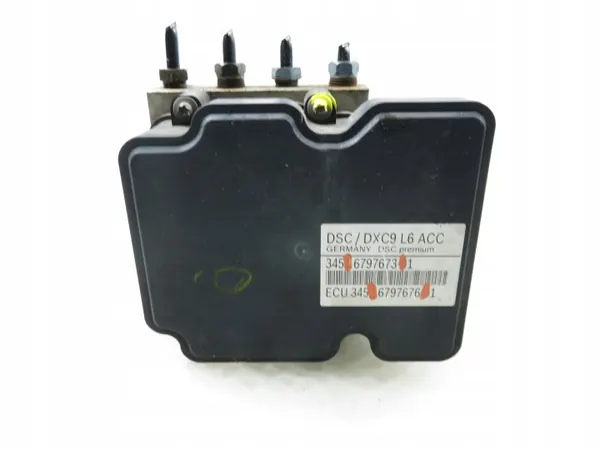 Pompe ABS d'occasion OEM 6797675 pour BMW F11 image 7