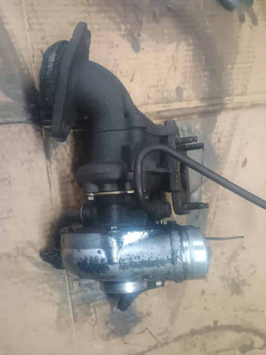 Turbocompresor IVECO 2.3 HPI image 2