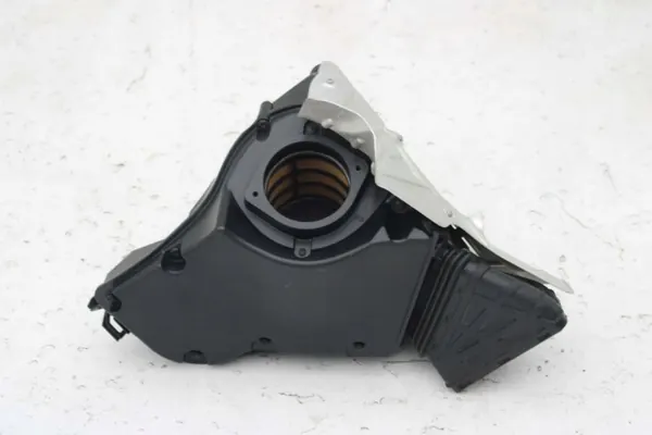 Audi Luftfiltergehäuse OEM bt-cars-35153 Gebraucht image 7