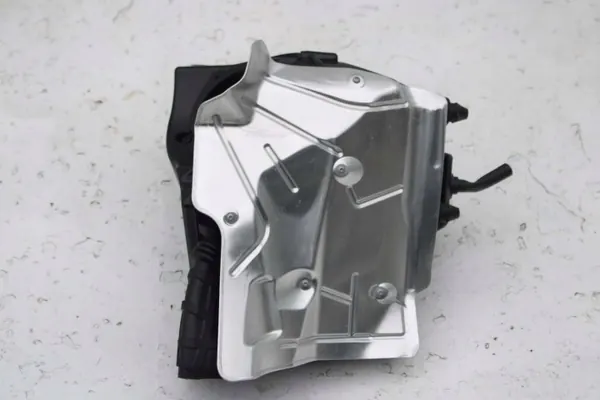 Audi Luftfiltergehäuse OEM bt-cars-35153 Gebraucht image 8