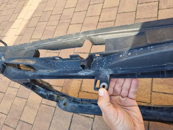 Audi A4 B7 Frontpanel OE 8E0805594E image 7