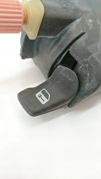 Fram höger innerhandtag OEM A1297600004 Mercedes SL image 3