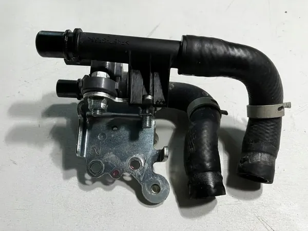 Soupape de dérivation eau OEM 23R73922-12384457 RAV4/Camry image 3