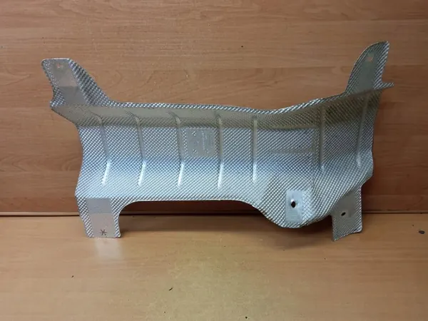 Protector térmico OEM KN15-114B04AA para Ford EcoSport image 2