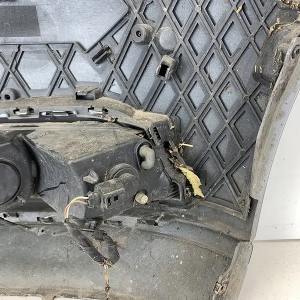 Farol + grade + deslizamento do para-choque direito VW PASSAT B8 2019 image 8