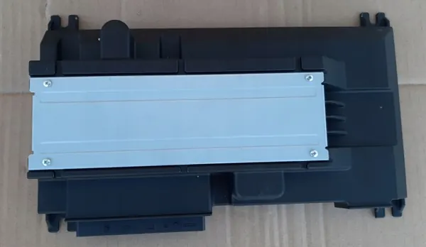 Bang & Olufsen Vahvistin Audi R8 OEM 4S0035466 image 2