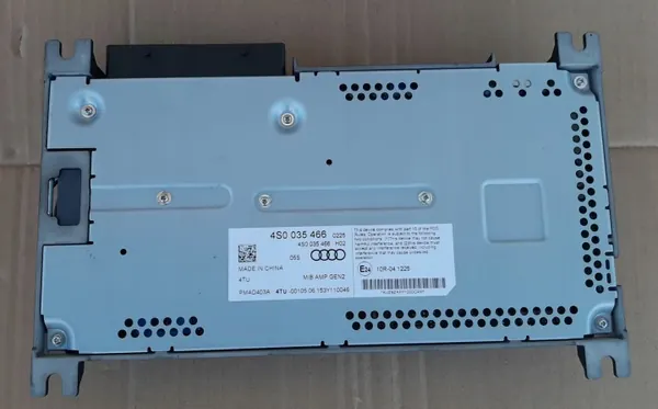 Bang & Olufsen Vahvistin Audi R8 OEM 4S0035466 image 6