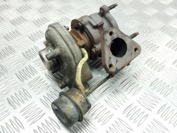 Turbo Audi A4 B5 1.9 TDI 90HK OEM 028145702X image 4