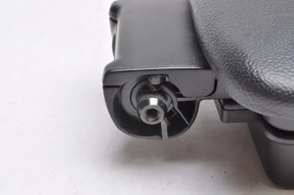 Läderarmstöd OEM 239308 för Volvo C30/S40/V50/C70 image 9