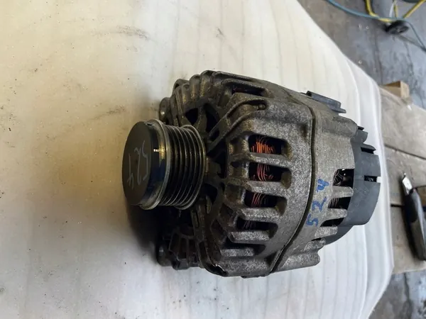 AUDI A6 A7 C7 3.0 TDI Vaihtovirtageneraattori image 2