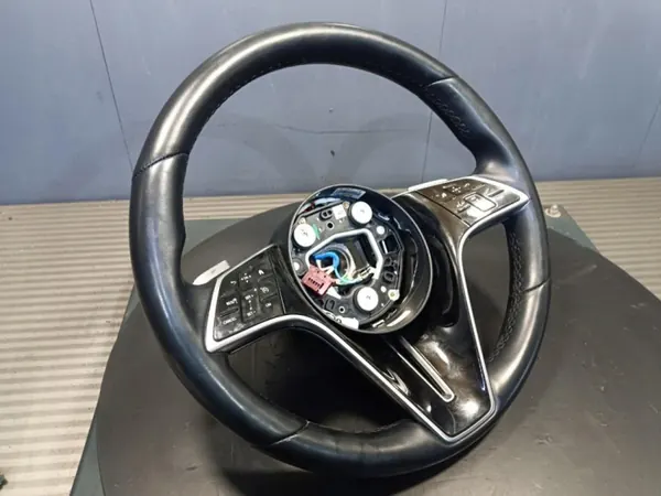 Mercedes-Benz W213 AMG Ohjauspyörä OEM A0004605315 Musta image 4