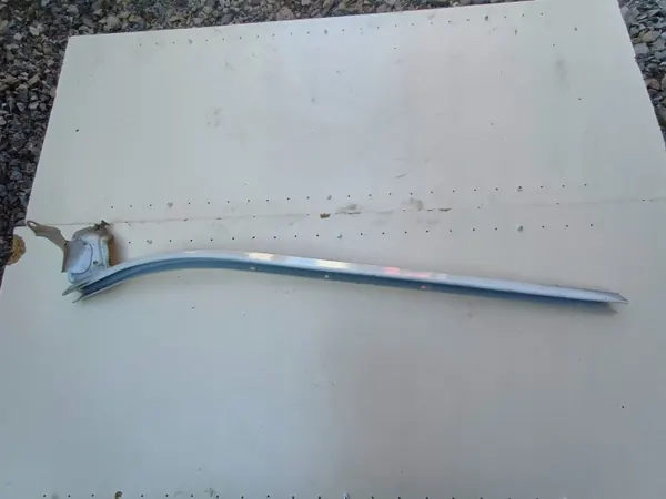 Linker bovenste schuifdeurrail Renault OE 777918001R image 2