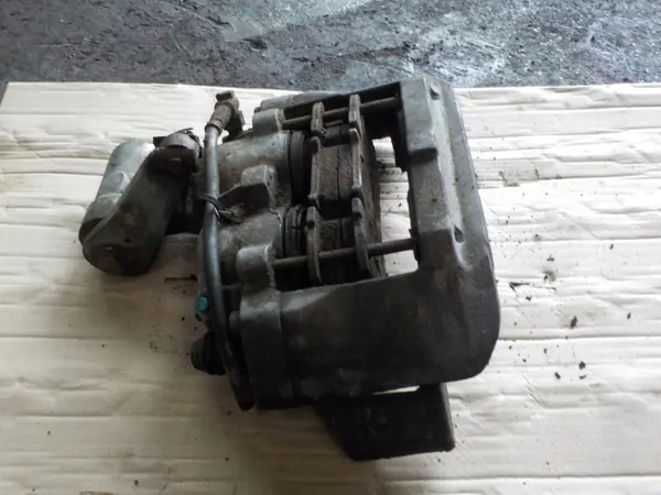 Begagnad bromsok OEM ZACISK HAMULCOWY IVECO image 4