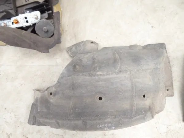 Renault Scenic III Front Left Wheel Arch OEM image 2