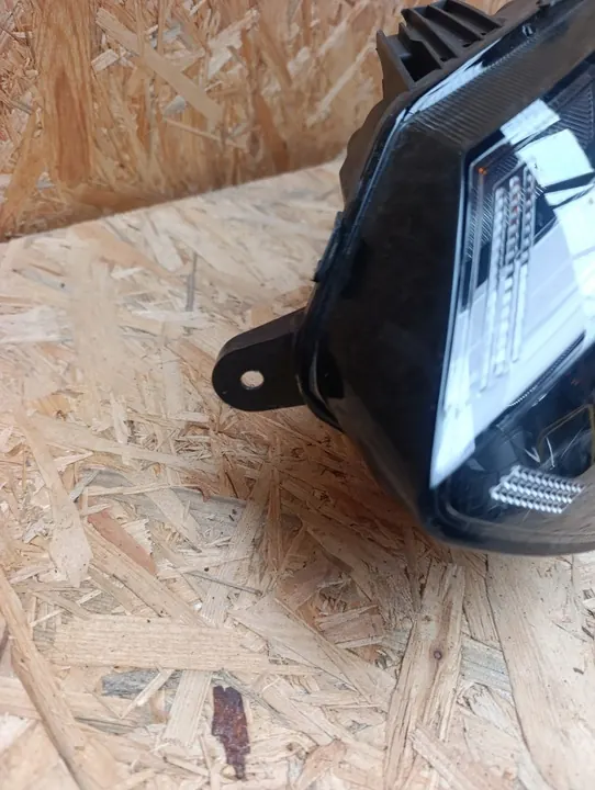 Farol Esquerdo Dacia Sandero III OEM VXBXHJ image 5