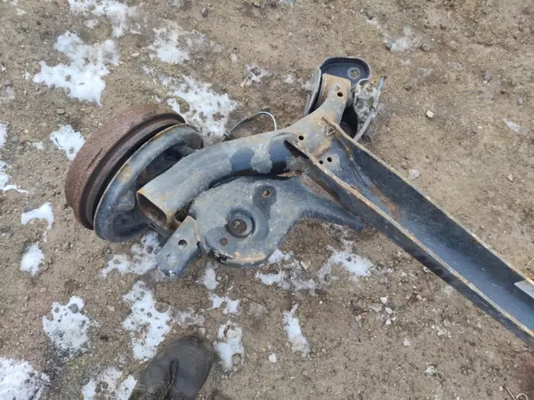 Poutre d'essieu arrière Ford B-MAX OEM BMAFOR8 image 5