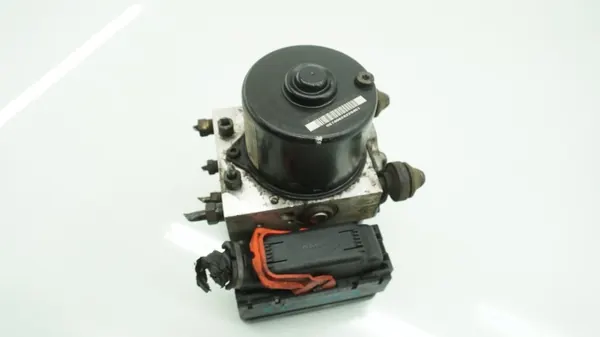 Mitsubishi ABS-pumppu OEM 4670A078 Grandisille image 9