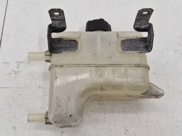Mitsubishi OE SDFGNBFDSDFGFDSFGFDSDFG Compensatietank Outlander PHEV image 3