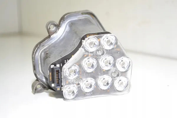 Module d'indicateur LED droit BMW F10 17173902 image 1