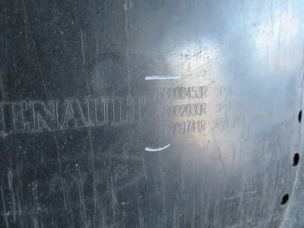 Nedre Motorhuv Dacia Dokker 12-17 758908453R image 5