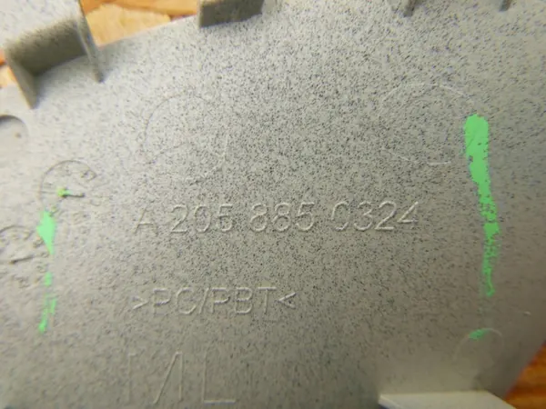 Couvercle de crochet de pare-chocs MERCEDES W205 14-18 A2058850324 image 3