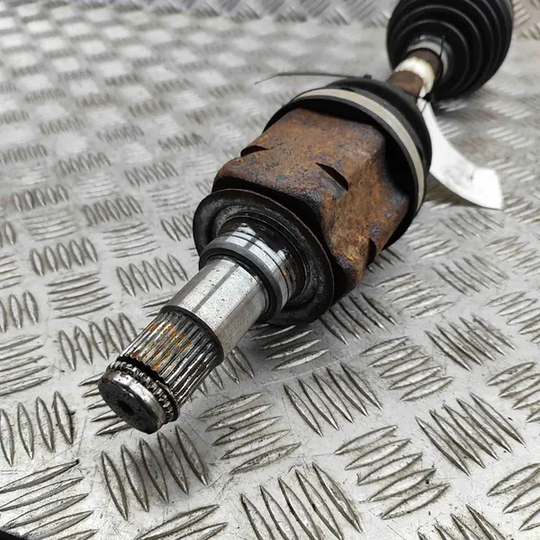 Toyota Hilux 2010 Höger Främre Halvaxel image 5