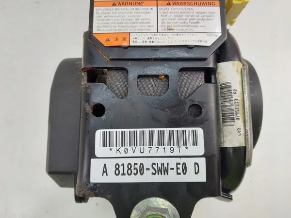 Bältesspännare vänster fram OEM 81850-SWW-E0 image 3