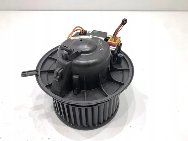 Motor del soplador OEM 3C1820015T para VW Golf Plus image 3