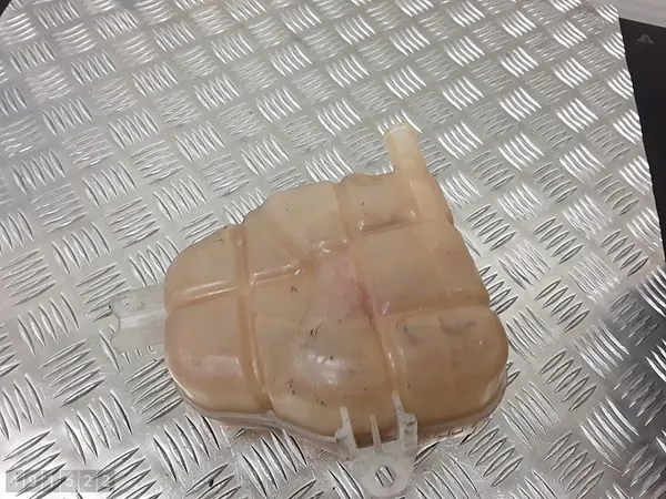 Opel Meriva B Motor-Konditionierungsflüssigkeitsbehälter 13265592 image 3