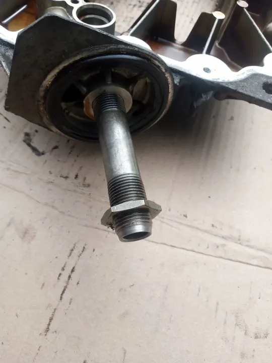 Oljepanna Audi A4 A6 2.4 OE 078103603AM image 3