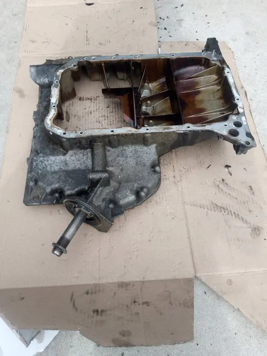 Oljepanna Audi A4 A6 2.4 OE 078103603AM image 6