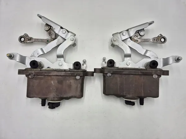 Hood Hinges Set Left Right Mercedes W212 A2129066201 image 2