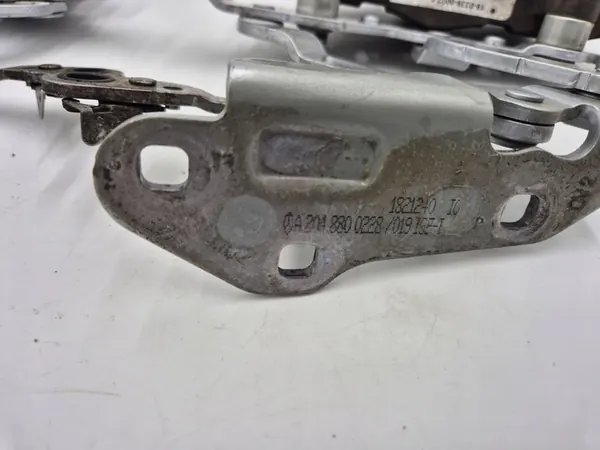 Hood Hinges Set Left Right Mercedes W212 A2129066201 image 3