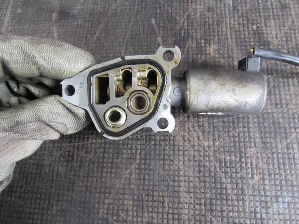 Válvula VVT control aceite OEM 16550-69GE3 image 6
