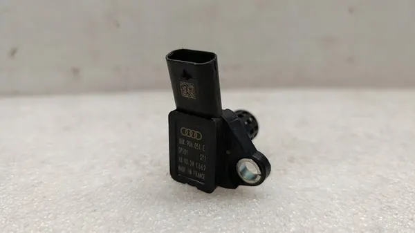 Capteur de pression turbo Volkswagen OE 06K906051E image 3