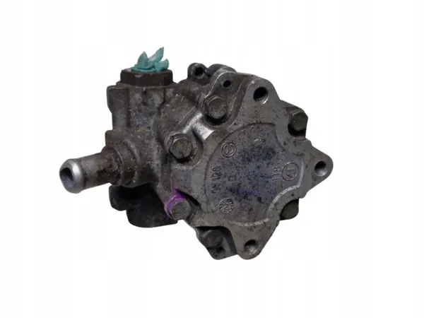 Audi ohjauspumppu OEM 8E0145155N - Käytetty image 4
